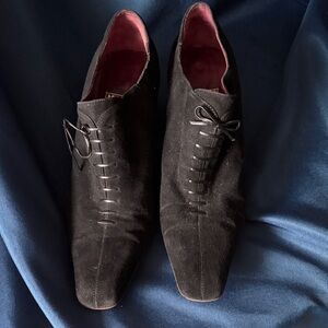 Bruno Magli Black Suede Lace-Up Oxfords w/Burgundy Lining-vintage womens-size8
